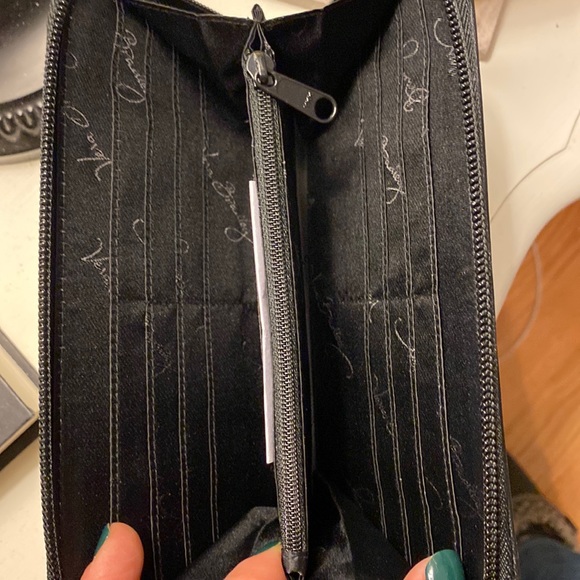 Wallet - Picture 3 of 4